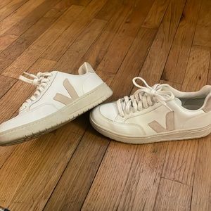 Veja V-Sneaker